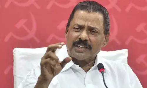 ക്രിസ്മസിനും ഈസ്റ്ററിനും കേക്കുമായി ക്രിസ്തീയ ദേവാലയങ്ങളിലും വീടുകളിലും എത്തുന്ന ബിജെപി നേതാക്കള്‍ എന്ത് ചെയ്തു: എം വി ഗോവിന്ദന്‍