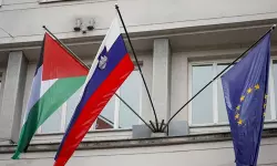 ഇസ്രായേലുമായുള്ള ആയുധ ഇടപാടുകള് അവസാനിപ്പിച്ച് സ്ലൊവേനിയ ഇസ്രായേലുമായുള്ള ആയുധ ഇടപാടുകള് അവസാനിപ്പിച്ച് സ്ലൊവേനിയ