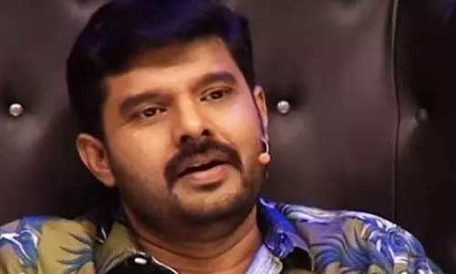 കലാഭവന് നവാസിന്റെ മരണം; കേസെടുത്തു, പോസ്റ്റ്മോര്ട്ടം ഇന്ന് കലാഭവന് നവാസിന്റെ മരണം; കേസെടുത്തു, പോസ്റ്റ്മോര്ട്ടം ഇന്ന്