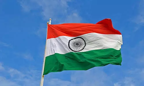 മുസ്ലിം പള്ളിയിലെ ദേശീയപതാക പറിച്ചെറിഞ്ഞ് കാവിത്തുണി കെട്ടിയ ഹിന്ദുത്വന്റെ ജാമ്യാപേക്ഷ തള്ളി മുസ്ലിം പള്ളിയിലെ ദേശീയപതാക പറിച്ചെറിഞ്ഞ് കാവിത്തുണി കെട്ടിയ ഹിന്ദുത്വന്റെ ജാമ്യാപേക്ഷ തള്ളി