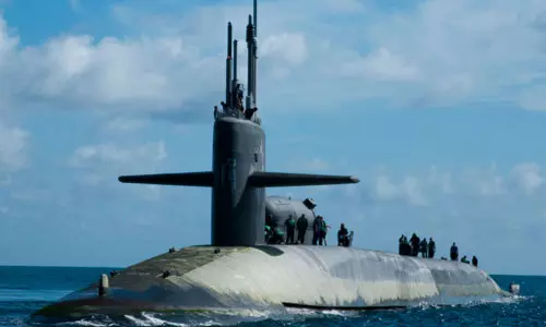 റഷ്യയ്ക്ക് സമീപം ആണവ അന്തര്വാഹിനികള് വിന്യസിച്ച് ട്രംപ് റഷ്യയ്ക്ക് സമീപം ആണവ അന്തര്വാഹിനികള് വിന്യസിച്ച് ട്രംപ്