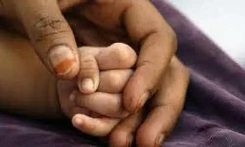 ചികില്‍സിക്കാന്‍ പണമില്ല, എച്ച്‌ഐവി ബാധിച്ച പിഞ്ചുകുഞ്ഞിനെ ശ്വാസം മുട്ടിച്ചു കൊന്നു; മാതാവ് അറസ്റ്റില്‍