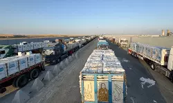 ഇസ്രായേലിന്റെ വംശഹത്യ പദ്ധതി; ഇതുവരെ തടഞ്ഞത് 22,000 ത്തിലധികം സഹായ ട്രക്കുകള് ഇസ്രായേലിന്റെ വംശഹത്യ പദ്ധതി; ഇതുവരെ തടഞ്ഞത് 22,000 ത്തിലധികം സഹായ ട്രക്കുകള്