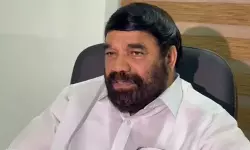 അടൂര്‍ മഹാന്‍ ; വിവാദ പരാമര്‍ശത്തില്‍ അടൂരിനെ പിന്തുണച്ച് മന്ത്രി വി എന്‍ വാസവന്‍