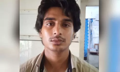 രണ്ടു പേര് മരിച്ച വാഹനാപകടം; കാര് ഡ്രൈവര് അറസ്റ്റില് രണ്ടു പേര് മരിച്ച വാഹനാപകടം; കാര് ഡ്രൈവര് അറസ്റ്റില്