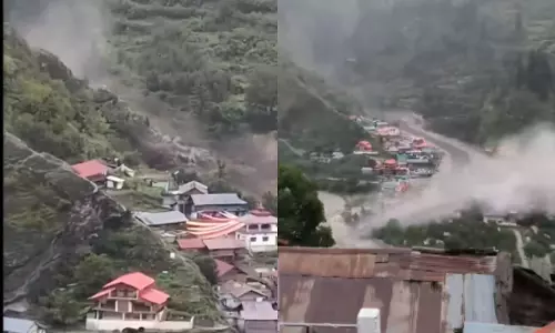 ഉത്തരാഖണ്ഡില് മേഘവിസ്ഫോടനത്തെ തുടര്ന്ന് മിന്നല്പ്രളയം (വിഡിയോ ) ഉത്തരാഖണ്ഡില് മേഘവിസ്ഫോടനത്തെ തുടര്ന്ന് മിന്നല്പ്രളയം (വിഡിയോ )