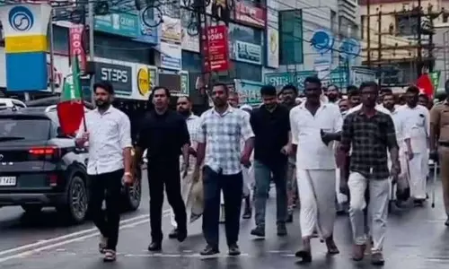 എസ്ഡിപിഐ ജില്ലാ പ്രസിഡണ്ടിൻ്റെ അറസ്റ്റ് : ജില്ലയിലെ പാർട്ടി പ്രവർത്തകർ പ്രതിഷേധപ്രകടനം നടത്തി