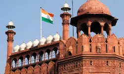 ചെങ്കോട്ടയില്‍ നിന്ന് വെടിയുണ്ടകളും സര്‍ക്യൂട്ട് ബോര്‍ഡും കണ്ടെടുത്ത് ഡല്‍ഹി പോലിസ്