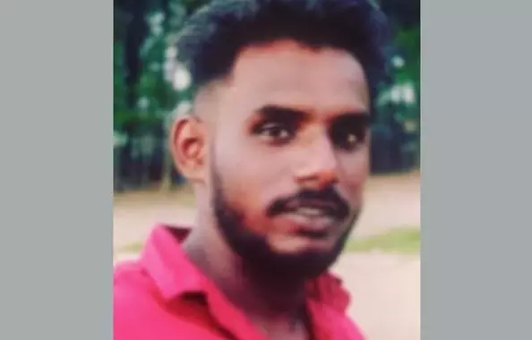 തിരൂരില് യുവാവ് കുത്തേറ്റ് മരിച്ചു; നാല് സഹോദരങ്ങള് കസ്റ്റഡിയില് തിരൂരില് യുവാവ് കുത്തേറ്റ് മരിച്ചു; നാല് സഹോദരങ്ങള് കസ്റ്റഡിയില്