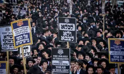 ഇസ്രായേലി സൈന്യത്തില് ചേരില്ല ഹരുദി ജൂത പാര്ട്ടികള് പ്രക്ഷോഭം ശക്തമാക്കുന്നു ഇസ്രായേലി സൈന്യത്തില് ചേരില്ല ഹരുദി ജൂത പാര്ട്ടികള് പ്രക്ഷോഭം ശക്തമാക്കുന്നു