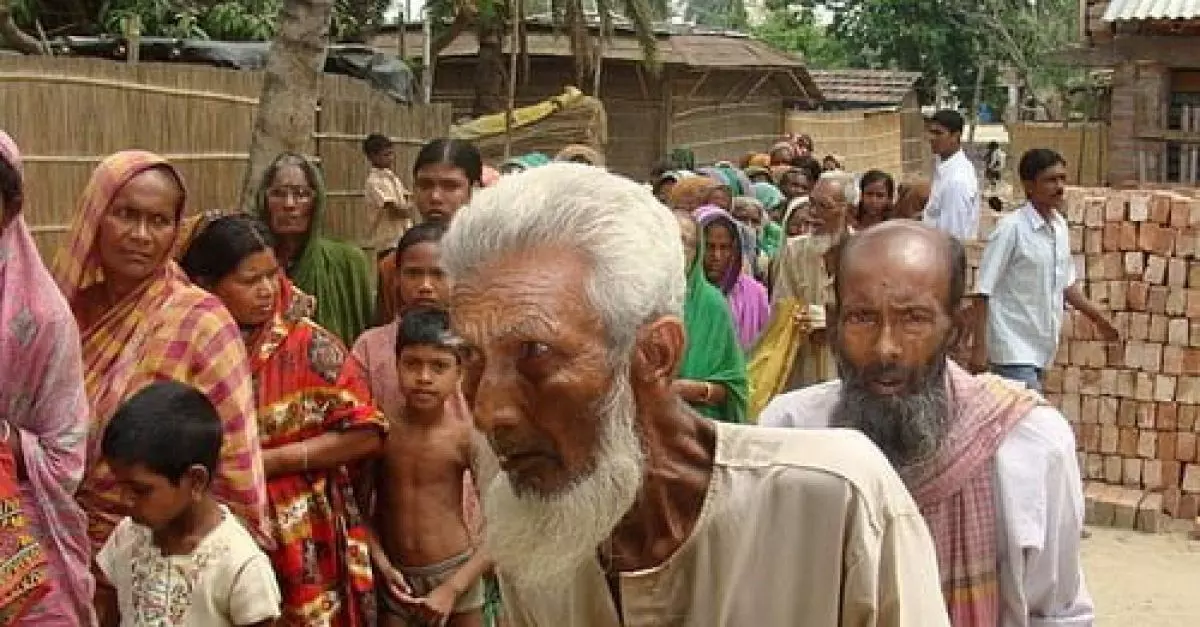 ബംഗാളി സംസാരിക്കുന്ന മുസ് ലിംകളെ അനധികൃതമായി തടങ്കലില് വയ്ക്കുന്നതില് വന് വര്ധന: എപിസിആര് റിപോര്ട്ട് ബംഗാളി സംസാരിക്കുന്ന മുസ് ലിംകളെ അനധികൃതമായി തടങ്കലില് വയ്ക്കുന്നതില് വന് വര്ധന: എപിസിആര് റിപോര്ട്ട്