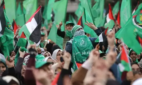 ഗസയിലെ ഹമാസിന്റെ സ്വാധീനത്തിന്റെ രഹസ്യങ്ങള് വെളിപ്പെടുത്തി ഇസ്രായേലി മാധ്യമം ഗസയിലെ ഹമാസിന്റെ സ്വാധീനത്തിന്റെ രഹസ്യങ്ങള് വെളിപ്പെടുത്തി ഇസ്രായേലി മാധ്യമം