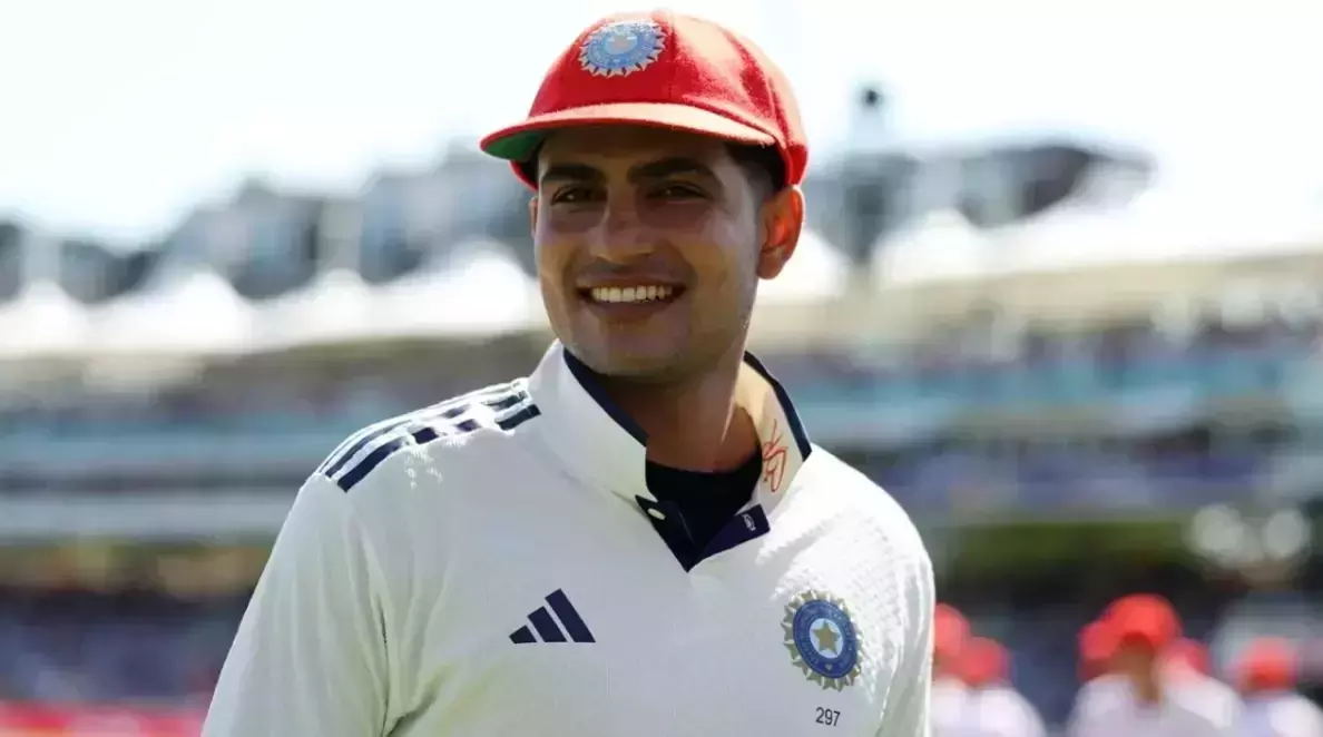 ഗില്ലിന്റെ ജേഴ്സി ലേലത്തില്‍ പോയത് 5.41 ലക്ഷത്തിന്; തുക കാന്‍സര്‍ബാധിതര്‍ക്ക്