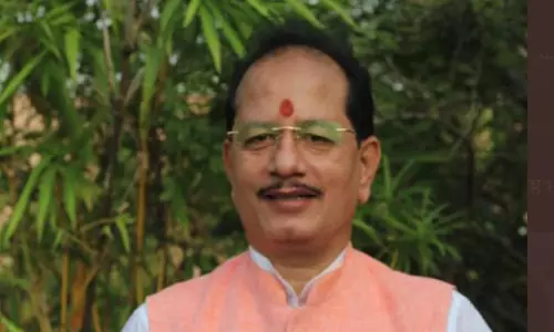 ബിഹാര് ഉപമുഖ്യമന്ത്രി വിജയ് കുമാര് സിന്ഹയ്ക്ക് തിരഞ്ഞെടുപ്പ് കമ്മീഷന്റെ നോട്ടീസ് ബിഹാര് ഉപമുഖ്യമന്ത്രി വിജയ് കുമാര് സിന്ഹയ്ക്ക് തിരഞ്ഞെടുപ്പ് കമ്മീഷന്റെ നോട്ടീസ്