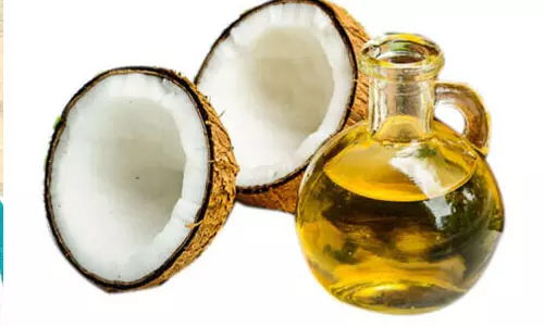 നിലവാരമില്ലാത്ത വെളിച്ചെണ്ണ; കൊല്ലത്ത് രണ്ട് ബ്രാന്ഡുകളുടെ 5800 ലിറ്റര് വെളിച്ചെണ്ണ പിടികൂടി നിലവാരമില്ലാത്ത വെളിച്ചെണ്ണ; കൊല്ലത്ത് രണ്ട് ബ്രാന്ഡുകളുടെ 5800 ലിറ്റര് വെളിച്ചെണ്ണ പിടികൂടി