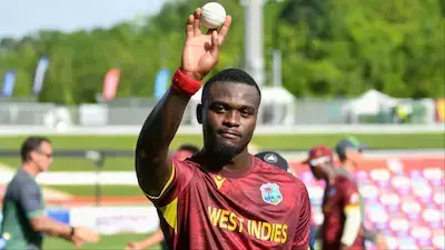 പാകിസ്താനെതിരേ ആറ് വിക്കറ്റ് നേട്ടം, ജെയ്ഡന് സീല്സ് വിന്ഡീസിന്റെ പുതിയ താരോദയം പാകിസ്താനെതിരേ ആറ് വിക്കറ്റ് നേട്ടം, ജെയ്ഡന് സീല്സ് വിന്ഡീസിന്റെ പുതിയ താരോദയം