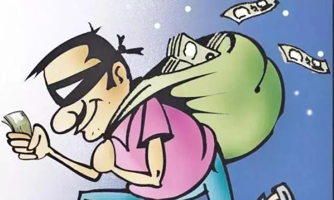 കോഴിക്കോട് നാദാപുരത്ത് ക്ഷേത്രങ്ങളില്‍ വ്യാപകമോഷണം