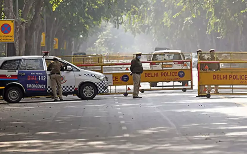 മാതാവിനെ ബലാല്സംഗം ചെയ്ത മകന് അറസ്റ്റില്; മാതാവിന്റെ നല്ലകാലത്തെ അവിഹിത ബന്ധങ്ങളുടെ ശിക്ഷയെന്ന് മകന് മാതാവിനെ ബലാല്സംഗം ചെയ്ത മകന് അറസ്റ്റില്; മാതാവിന്റെ നല്ലകാലത്തെ അവിഹിത ബന്ധങ്ങളുടെ ശിക്ഷയെന്ന് മകന്