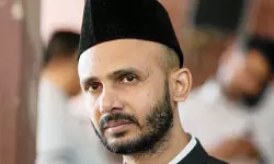 ഫത്തേപൂർ മഖ്ബറ-ക്ഷേത്ര തർക്കം; നിയമം കൈയ്യിലെടുത്തവർക്കെതിരേ ഒരു നടപടിയുമില്ലെ? ; സംഭൽ എംപി സിയാവുർ റഹ്മാൻ ബർക്ക്