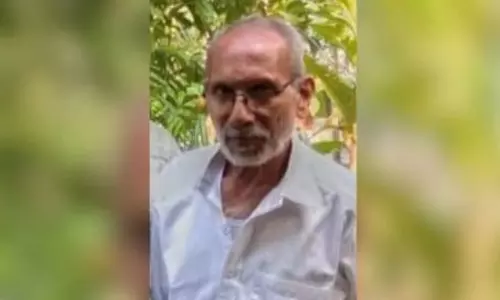 കോഴിക്കോട്ട് മെഡിക്കൽ കോളേജിന് സമീപത്തെ ഓടയിൽ വയോധികൻ മരിച്ചനിലയിൽ കോഴിക്കോട്ട് മെഡിക്കൽ കോളേജിന് സമീപത്തെ ഓടയിൽ വയോധികൻ മരിച്ചനിലയിൽ