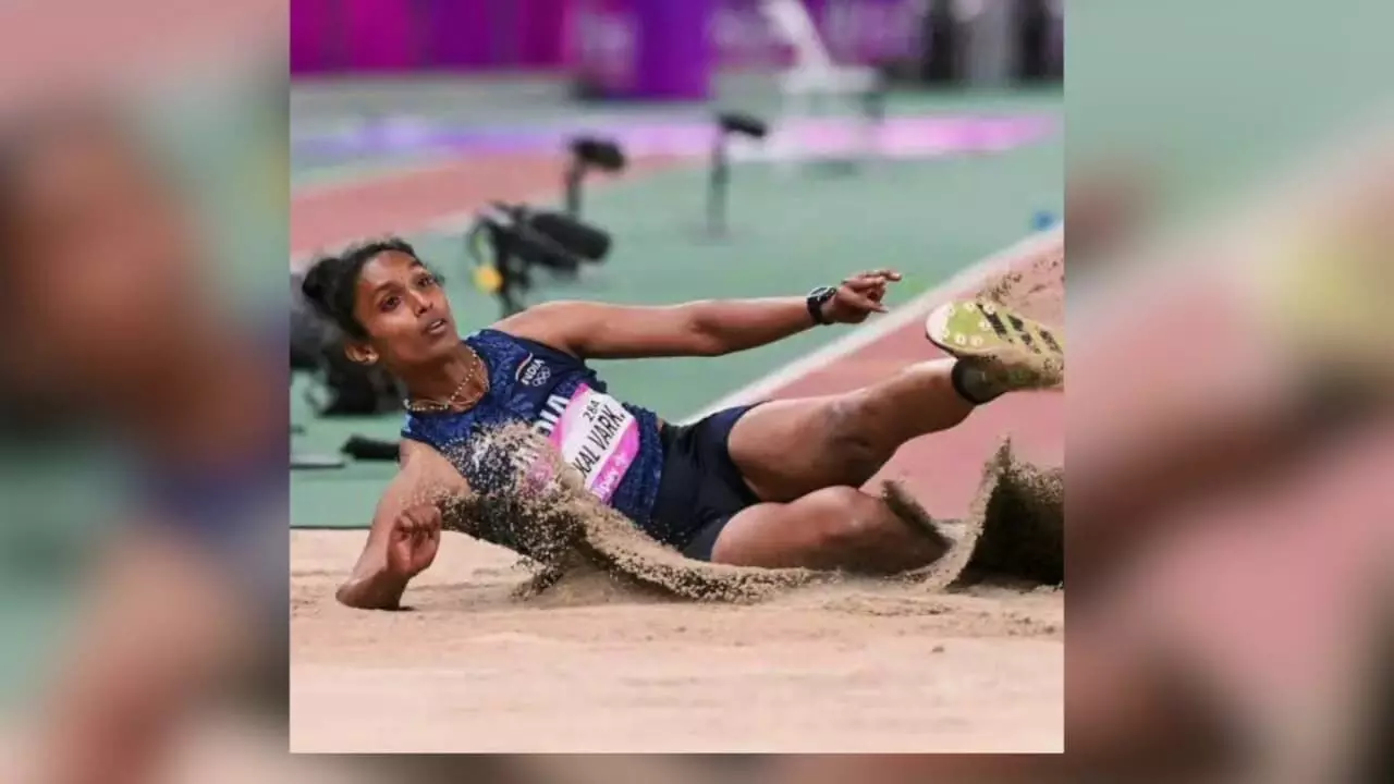 ഉത്തേജകമരുന്ന് പരിശോധനയില്‍ പരാജയപ്പെട്ട് മലയാളി അത്‌ലറ്റ്; ട്രിപ്പിള്‍ ജംപ് താരം ഷീനക്ക് സസ്‌പെന്‍ഷന്‍