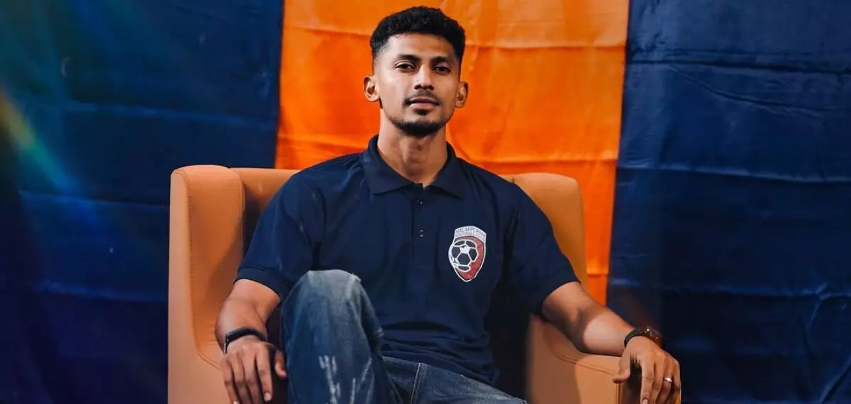 സൂപ്പര് ലീഗ് കേരള; അബ്ദുള് ഹക്കുവിനെ ടീമിലെത്തിച്ച് മലപ്പുറം എഫ്സി സൂപ്പര് ലീഗ് കേരള; അബ്ദുള് ഹക്കുവിനെ ടീമിലെത്തിച്ച് മലപ്പുറം എഫ്സി