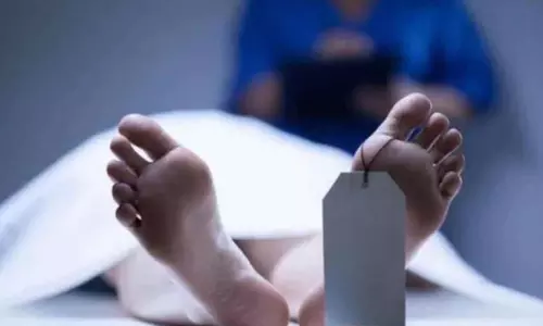 പാലക്കാട് കഞ്ചിക്കോട് റെയിൽവേ ട്രാക്കിൽ അജ്ഞാതൻ മരിച്ച നിലയിൽ