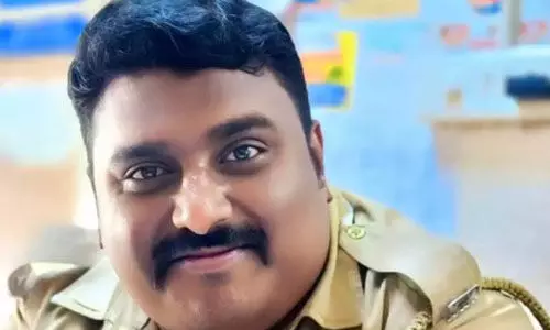 ബൈക്ക് പാര്‍ക്കിങിലെ തര്‍ക്കം; പോലിസുകാരന് കുത്തേറ്റു