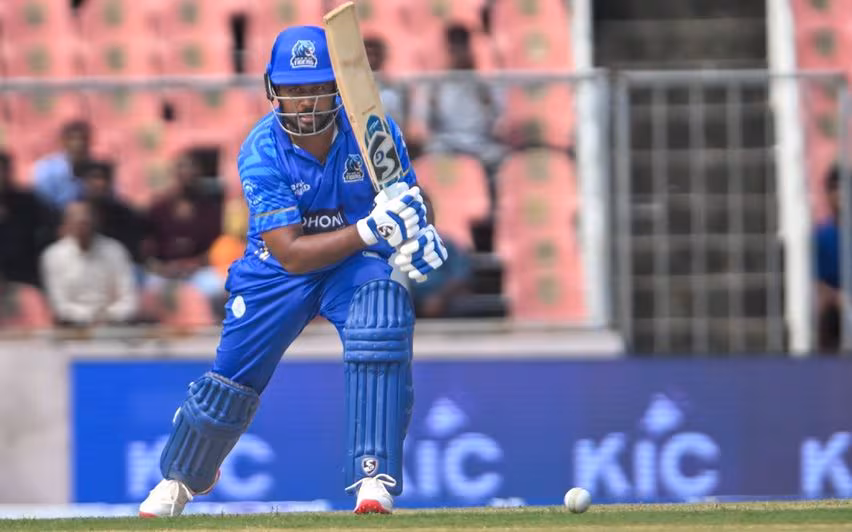 കേരള ക്രിക്കറ്റ് ലീഗ്; നിരാശപ്പെടുത്തി സാംസണ്‍ ബ്രദേഴ്സ്; ആലപ്പി റിപ്പിള്‍സിന് 184 റണ്‍സ് വിജയലക്ഷ്യം