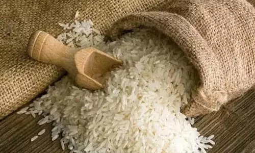 സംസ്ഥാനത്ത് ഓണത്തിന് സ്‌പെഷ്യല്‍ അരി, എല്ലാ വിഭാഗം റേഷന്‍കാര്‍ഡുകാര്‍ക്കും മണ്ണെണ്ണ