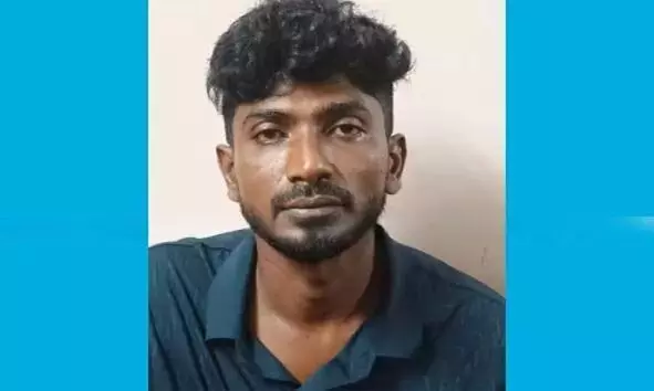 ബൈക്കില് മെത്താംഫിറ്റമിന് കടത്തിയ യുവാവ് എക്സൈസ് പിടിയില് ബൈക്കില് മെത്താംഫിറ്റമിന് കടത്തിയ യുവാവ് എക്സൈസ് പിടിയില്