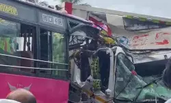 വടകരയില്‍ ബസും ലോറിയും കൂട്ടിയിടിച്ച് നിരവധിപേര്‍ക്ക് പരിക്ക്