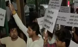 അസമിലെ കുടിയൊഴിപ്പിക്കലിനെതിരായ പരിപാടി അലങ്കോലപ്പെടുത്തി ഹിന്ദുത്വര്‍