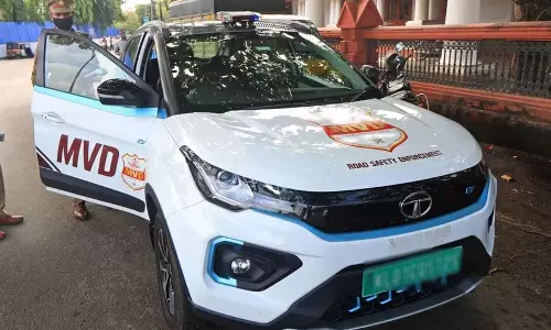 നിർബന്ധിത പണപ്പിരിവ് -മോട്ടോർ വാഹന ഉദ്യോഗസ്ഥർക്കെതിരെ നടപടിക്ക് ശുപാർശ