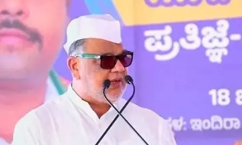 പതിനെട്ട് വര്ഷം ദസറ നടത്തിയവരാണ് ഹൈദരാലിയും ടിപ്പുസുല്ത്താനും: കോണ്ഗ്രസ് എംഎല്എ പതിനെട്ട് വര്ഷം ദസറ നടത്തിയവരാണ് ഹൈദരാലിയും ടിപ്പുസുല്ത്താനും: കോണ്ഗ്രസ് എംഎല്എ