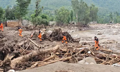 പാകിസ്താനിലെ കനത്തമഴയില് ഇതുവരെ മരിച്ചത് 739പേര് പാകിസ്താനിലെ കനത്തമഴയില് ഇതുവരെ മരിച്ചത് 739പേര്