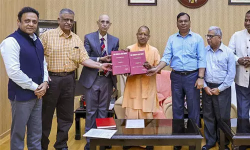 സംഭല് സംഘര്ഷം: ഹിന്ദുത്വ പ്രചാരണങ്ങള് റിപോര്ട്ടാക്കി ജുഡീഷ്യല് കമ്മീഷന് സംഭല് സംഘര്ഷം: ഹിന്ദുത്വ പ്രചാരണങ്ങള് റിപോര്ട്ടാക്കി ജുഡീഷ്യല് കമ്മീഷന്