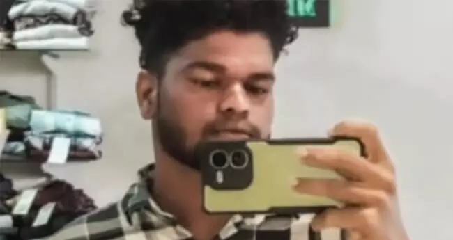 ഓണാഘോഷത്തിനിടെ കോളജ് വിദ്യാര്‍ഥി കുഴഞ്ഞുവീണ് മരിച്ചു