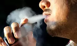 വേപ്പ് ഉപയോഗിക്കുന്നവര്‍ക്ക് 20 വര്‍ഷം വരെ തടവും ചൂരല്‍ അടിയും; മയക്കുമരുന്ന് നിയന്ത്രണ നിയമങ്ങള്‍ കര്‍ശനമാക്കുമെന്ന് സിംഗപ്പൂര്‍