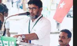 ആര്എസ്എസ് നിയന്ത്രണത്തിലുള്ള സ്കൂളിലെ ബോംബ് സ്ഫോടനം: പ്രതികളെ രക്ഷപെടുത്താന് ആഭ്യന്തര വകുപ്പ് ശ്രമിക്കുന്നു- എന് കെ റഷീദ് ഉമരി ആര്എസ്എസ് നിയന്ത്രണത്തിലുള്ള സ്കൂളിലെ ബോംബ് സ്ഫോടനം: പ്രതികളെ രക്ഷപെടുത്താന് ആഭ്യന്തര വകുപ്പ് ശ്രമിക്കുന്നു- എന് കെ റഷീദ് ഉമരി