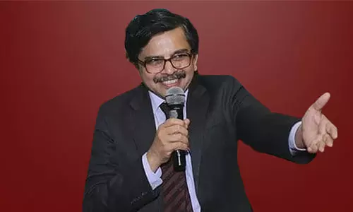 ജസ്റ്റിസ് മുരളീധറിനെ സ്ഥലംമാറ്റാന് കേന്ദ്രസര്ക്കാര് സമ്മര്ദം ചെലുത്തിയെന്ന് ജസ്റ്റിസ് മദന് ബി ലോകുര് ജസ്റ്റിസ് മുരളീധറിനെ സ്ഥലംമാറ്റാന് കേന്ദ്രസര്ക്കാര് സമ്മര്ദം ചെലുത്തിയെന്ന് ജസ്റ്റിസ് മദന് ബി ലോകുര്