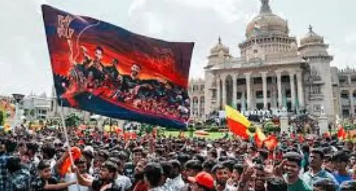 ബംഗളൂരു ചിന്നസ്വാമി സ്റ്റേഡിയത്തിലെ ആള്‍ക്കൂട്ട ദുരന്തം; മരിച്ചവരുടെ കുടുംബത്തിന് 25 ലക്ഷം രൂപ വീതം സഹായധനം പ്രഖ്യാപിച്ച് ആര്‍സിബി