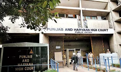 രോഗികള്ക്ക് വായിക്കാവുന്ന രീതിയില് ഡോക്ടര്മാര് മരുന്ന് കുറിപ്പടി എഴുതണം: പഞ്ചാബ്-ഹരിയാന ഹൈക്കോടതി രോഗികള്ക്ക് വായിക്കാവുന്ന രീതിയില് ഡോക്ടര്മാര് മരുന്ന് കുറിപ്പടി എഴുതണം: പഞ്ചാബ്-ഹരിയാന ഹൈക്കോടതി