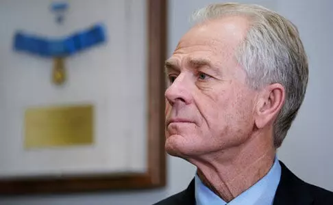 ബ്രാഹ്മണര്‍ ഇന്ത്യന്‍ ജനതയെ കൊള്ളയടിക്കുന്നു: യുഎസ് വ്യാപാര ഉപദേഷ്ടാവ് പീറ്റര്‍ നവാരോ