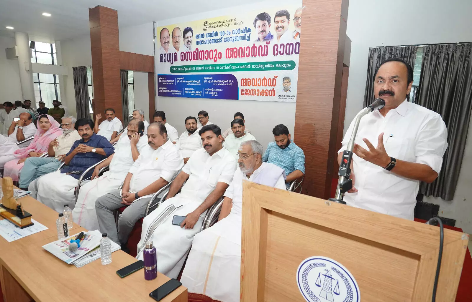 മുഹമ്മദ് അബ്ദുറഹിമാന്‍ സാഹിബ് എല്ലാ കാലത്തുമുള്ള രാഷ്ട്രീയ പ്രവര്‍ത്തകര്‍ക്ക് മാകൃക: വി ഡി സതീശന്‍