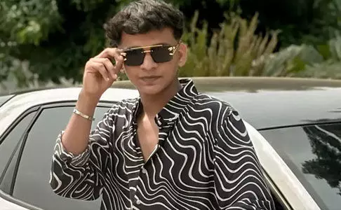 വാഹനാപകടത്തില് വിദ്യാര്ഥി മരണപ്പെട്ടു വാഹനാപകടത്തില് വിദ്യാര്ഥി മരണപ്പെട്ടു