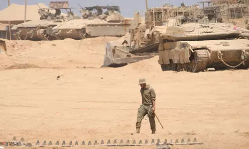 ഇസ്രായേലി സൈനികരുടെ ആത്മവീര്യം തകര്ന്നെന്ന് വാള്സ്ട്രീറ്റ് ജേണല് ഇസ്രായേലി സൈനികരുടെ ആത്മവീര്യം തകര്ന്നെന്ന് വാള്സ്ട്രീറ്റ് ജേണല്