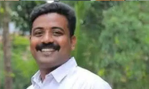 സ്ത്രീകളോട് അപമര്യാദയായി പെരുമാറിയെന്ന്; കോണ്‍ഗ്രസ് പുറത്താക്കിയ നേതാവ് സിപിഎമ്മിലേക്ക്