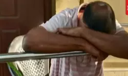 കൈക്കൂലി വാങ്ങുന്നതിനിടെ മരട് എസ്ഐ അറസ്റ്റില് കൈക്കൂലി വാങ്ങുന്നതിനിടെ മരട് എസ്ഐ അറസ്റ്റില്