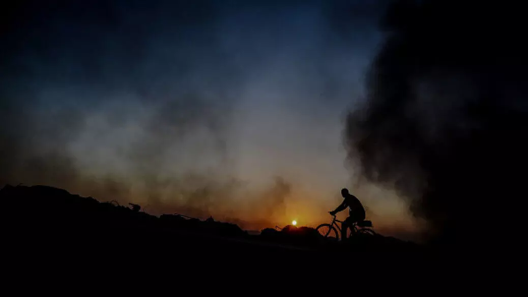 ഗസയില് വ്യാപക ആക്രമണം നടത്തി ഇസ്രായേല് ഗസയില് വ്യാപക ആക്രമണം നടത്തി ഇസ്രായേല്